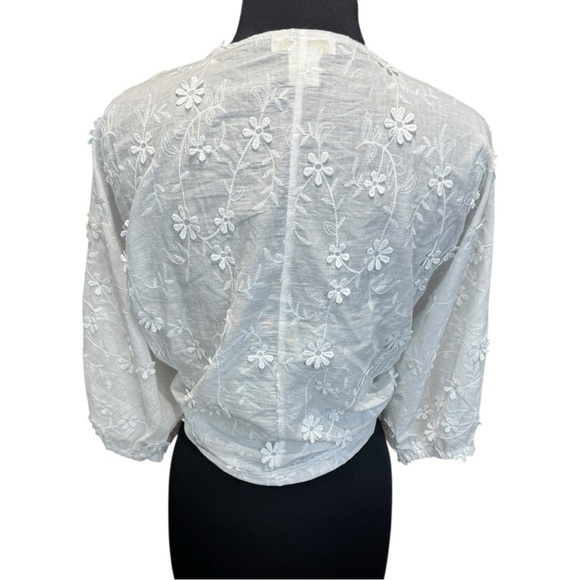 House of Harlow 1960 White Daisy Cotton Tie-Front Shrug Cover-Up One Size - Picture 5 of 8